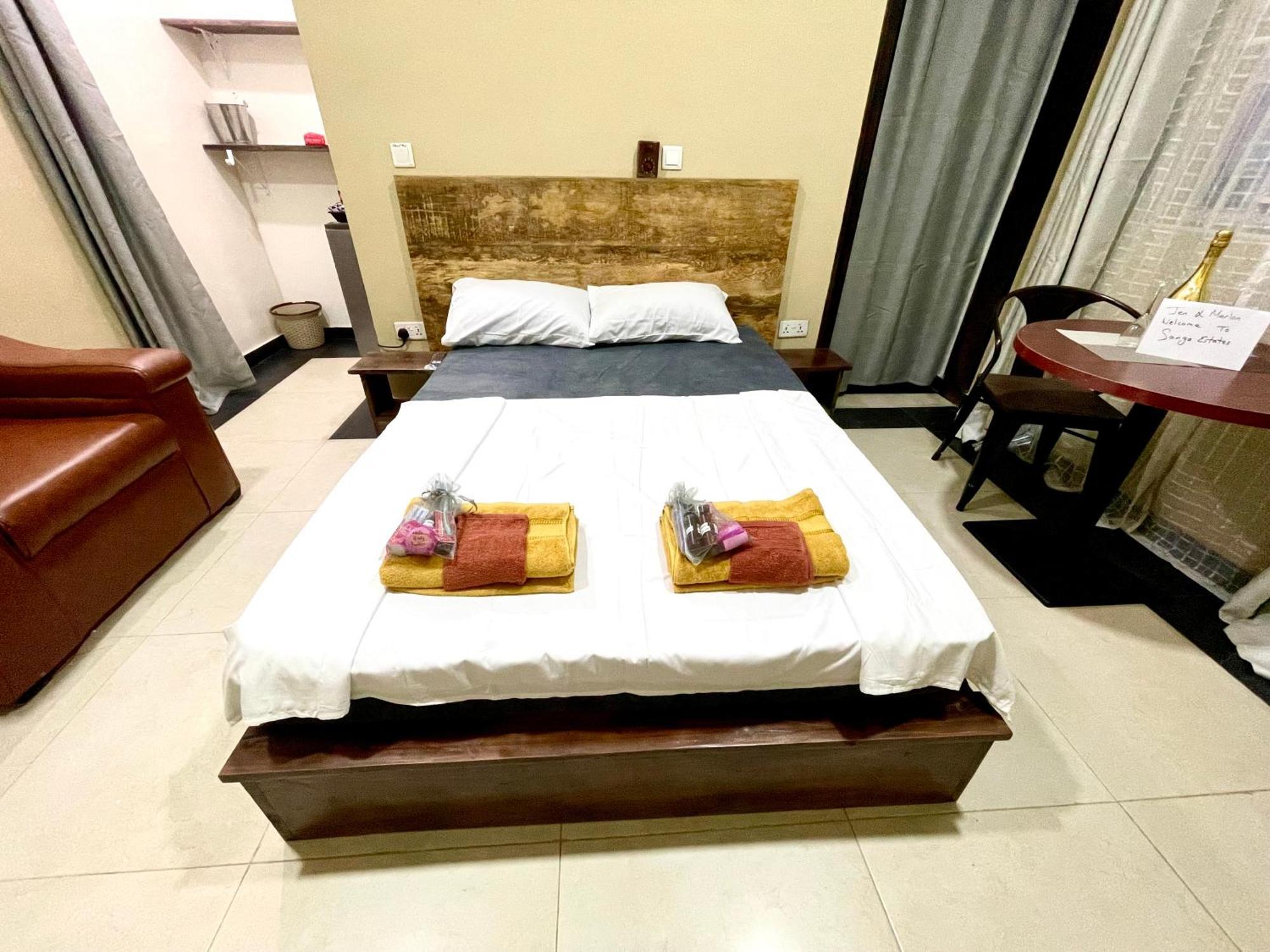 Accra Luxury Apartments At The Sanga Estates Oduman 部屋 写真